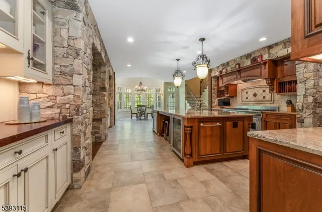 $2,800,000 | 152 White Bridge Road, Pittstown, NJ 08867