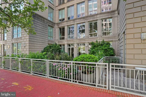 $549,900 | 301 Massachusetts Avenue Northwest, Unit 103, Washington, DC 20001