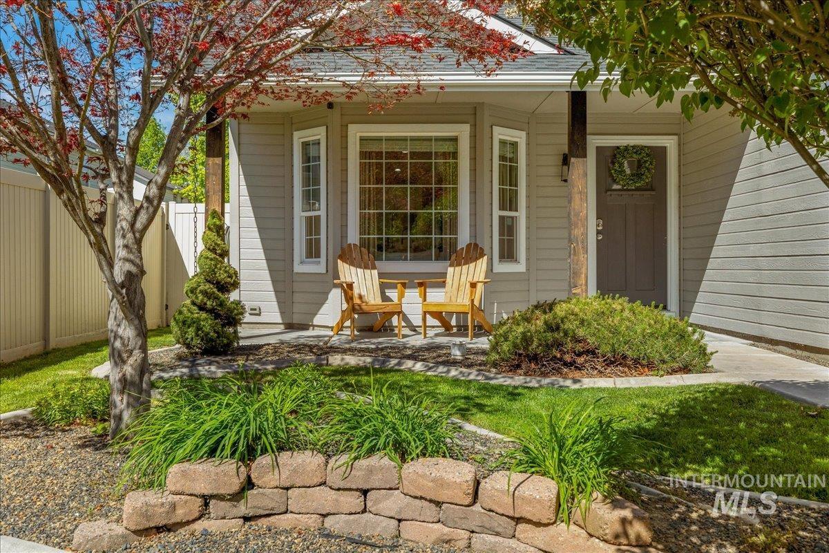 1384 East Palermo Street Meridian, ID 83642 - Photo 3 of 43