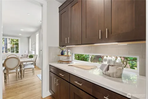 $2,700,000 | 13424 Northeast 80th Street, Redmond, WA 98052