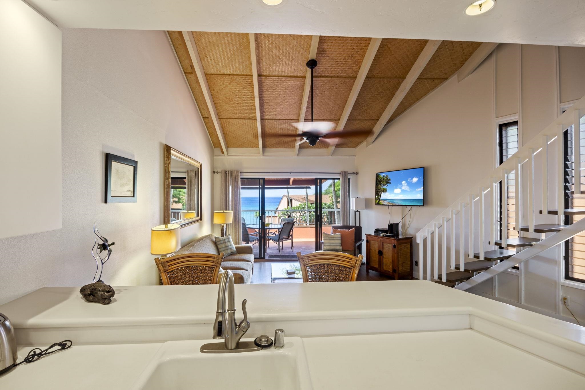 3959 Lower Honoapiilani Road, Unit A205 Lahaina, HI 96761 - Photo 12 of 36