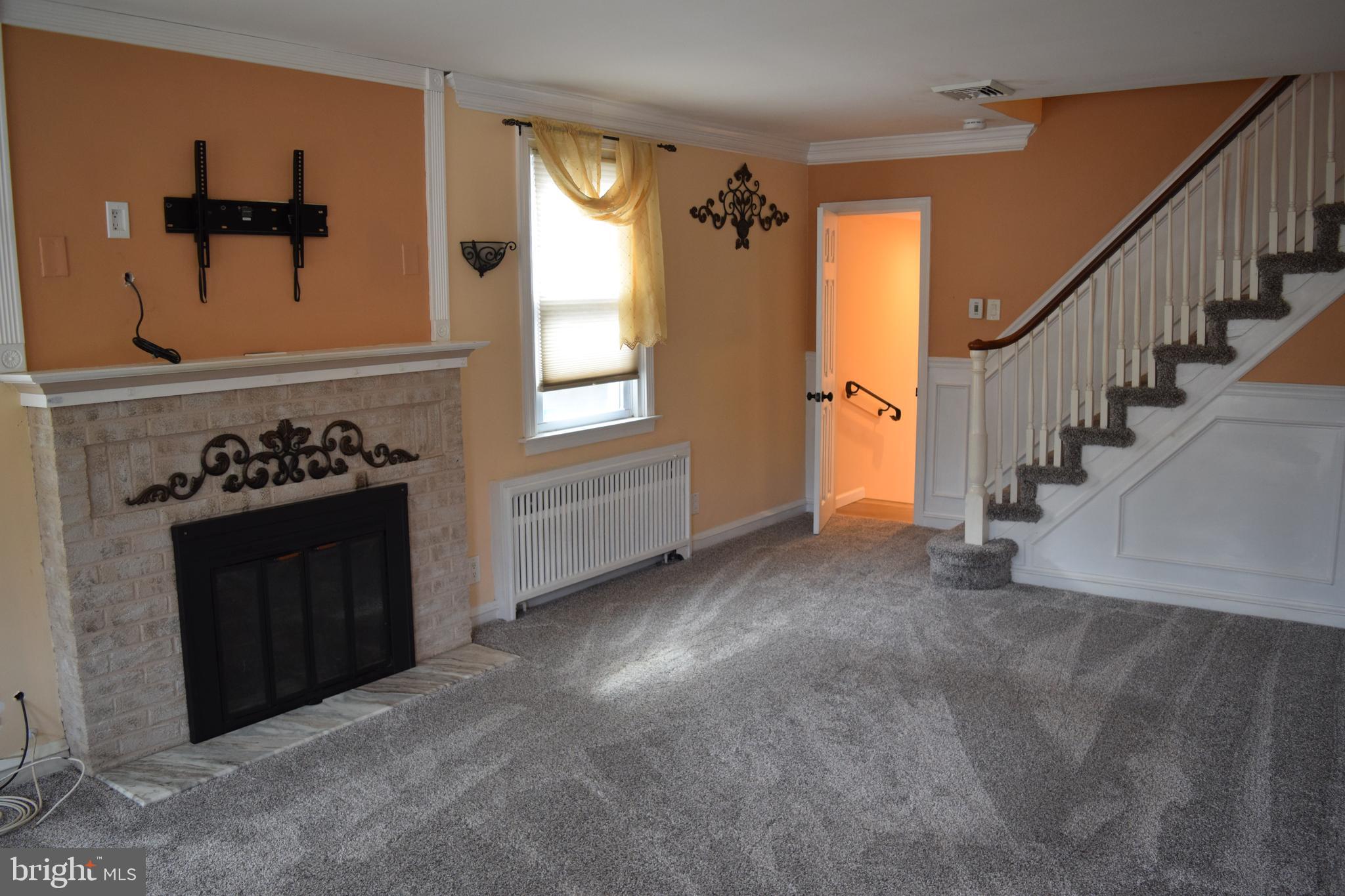 1100 Rhawn Street Philadelphia, PA 19111 - Photo 5 of 40 Gallery Image 5