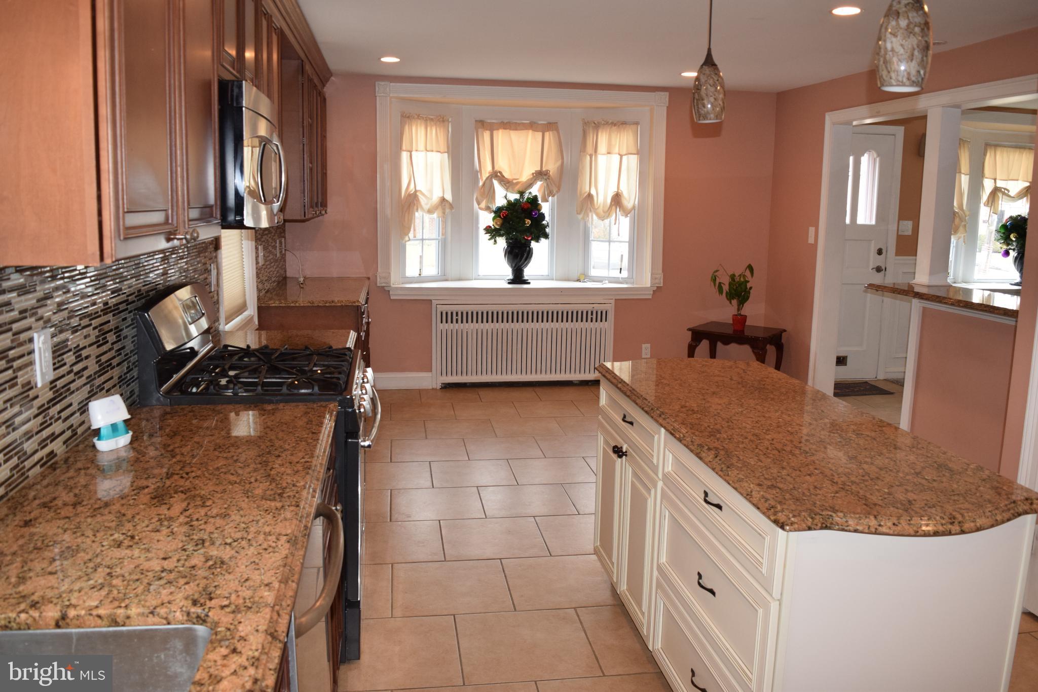 1100 Rhawn Street Philadelphia, PA 19111 - Photo 9 of 40 Gallery Image 9