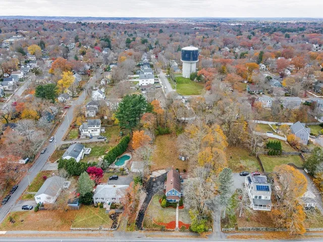 $899,900 | 856 Main Street, Reading, MA 01867