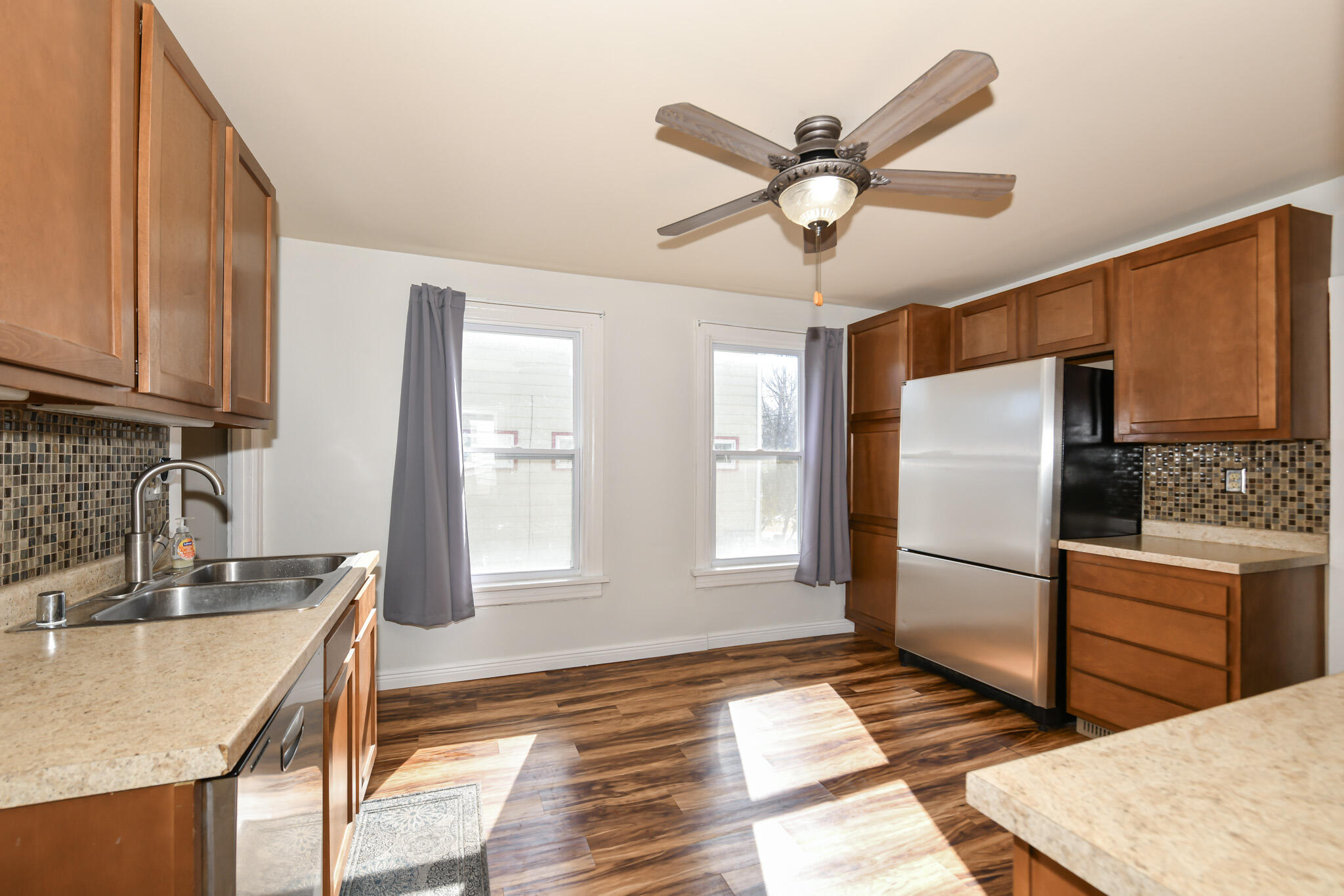 422 South 89th Street Milwaukee, WI 53214 - Photo 11 of 22 Kitchen