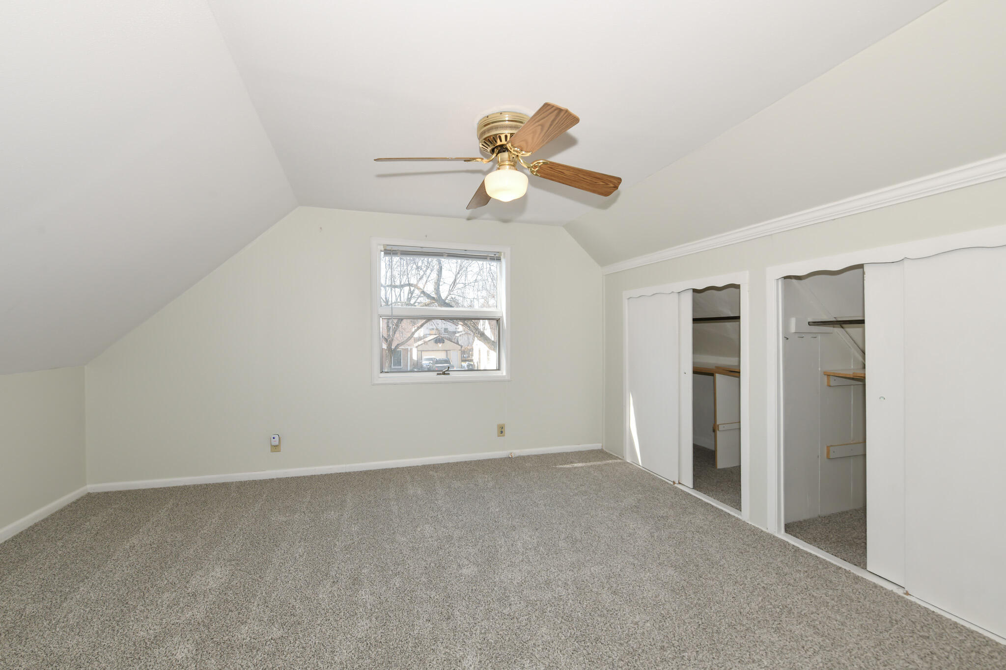 422 South 89th Street Milwaukee, WI 53214 - Photo 17 of 22 Primary