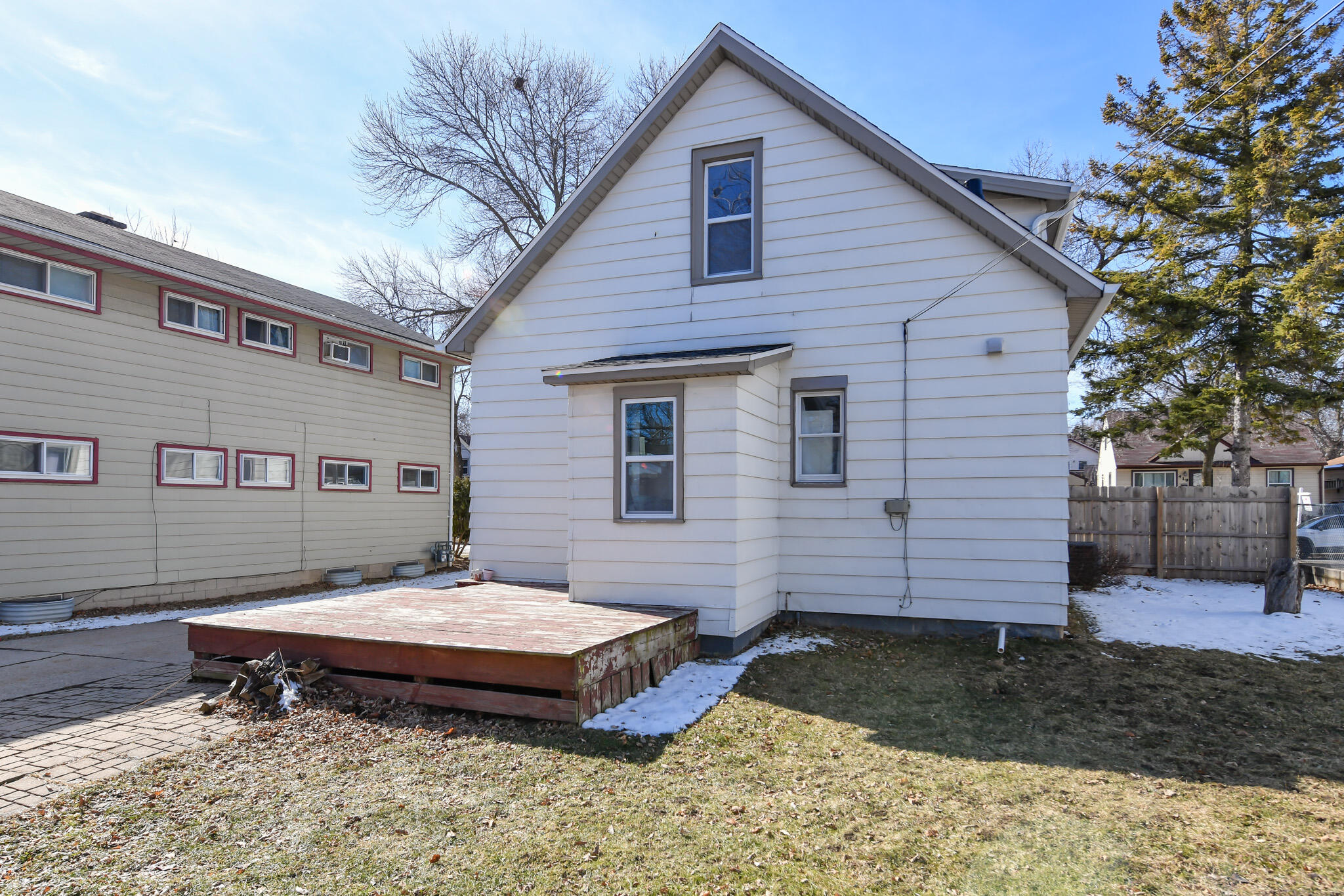 422 South 89th Street Milwaukee, WI 53214 - Photo 20 of 22 Backyard