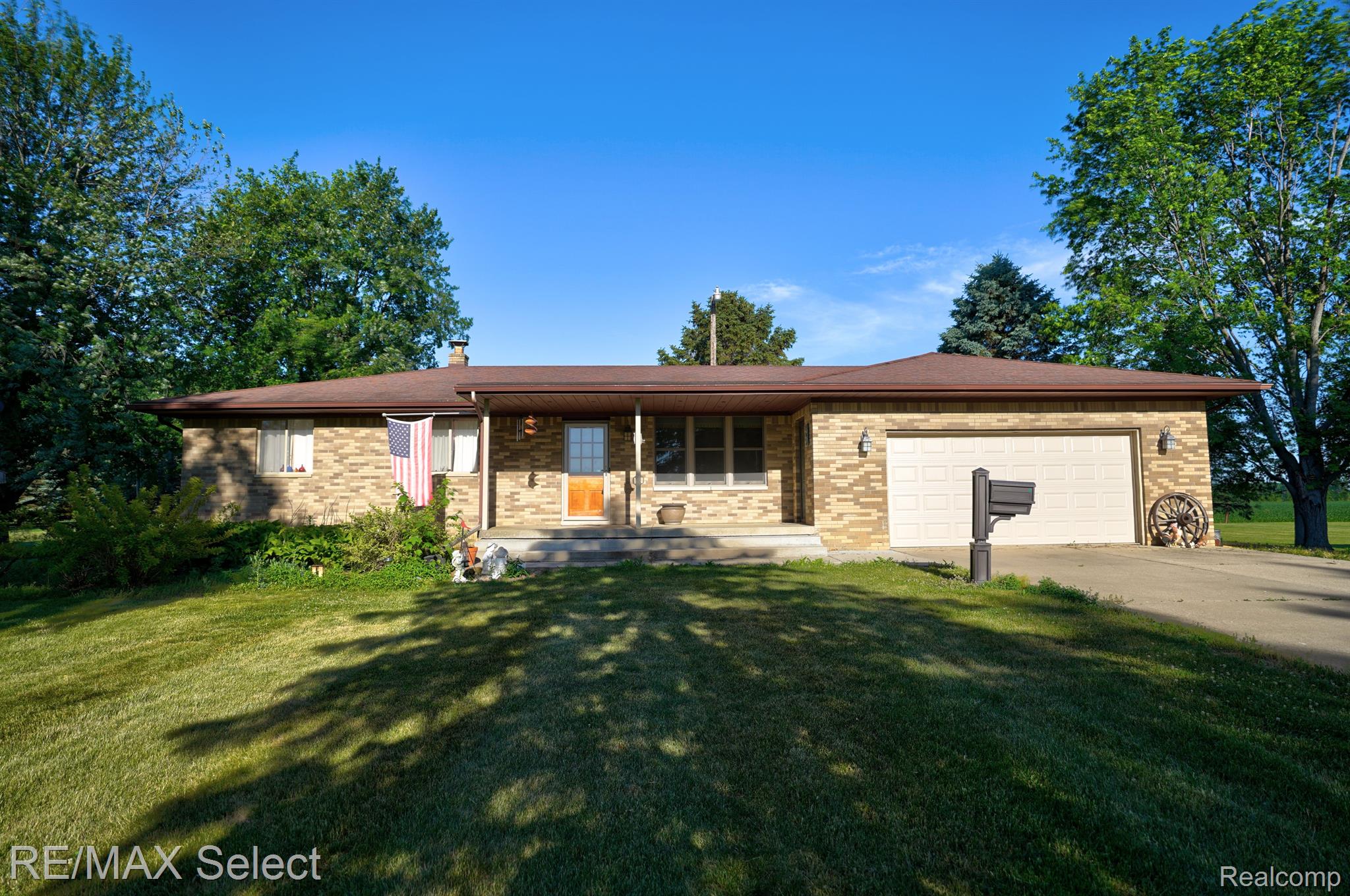 19940 Briggs Road New Lothrop, MI 48460 - Photo 1 of 42 Gallery Image 1