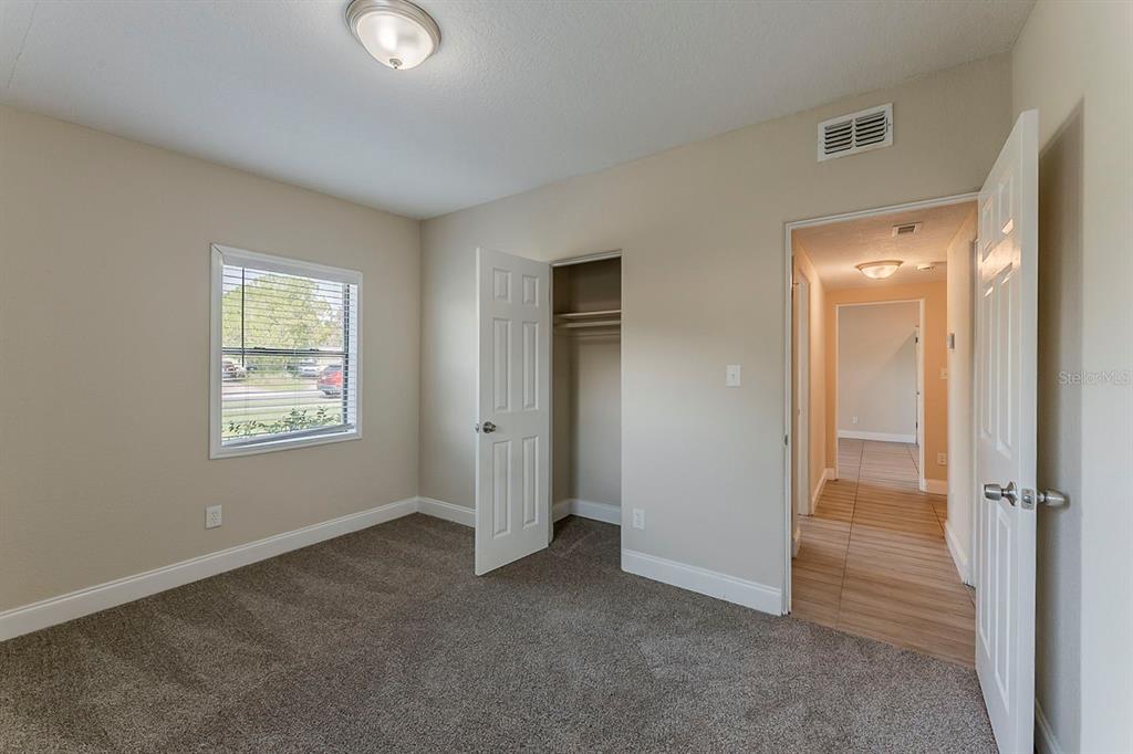 1007 Emeralda Road Orlando, FL 32808 - Photo 35 of 47