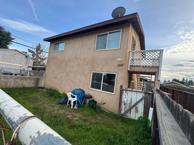 $550,000 | 1250 East Vassar Avenue, Fresno, CA 93704