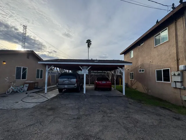 $550,000 | 1250 East Vassar Avenue, Fresno, CA 93704