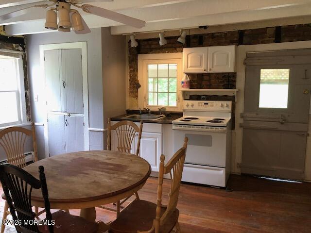 5 Pleasant Valley Road Holmdel, NJ 07733 - Photo 3 of 10 IMG_2148