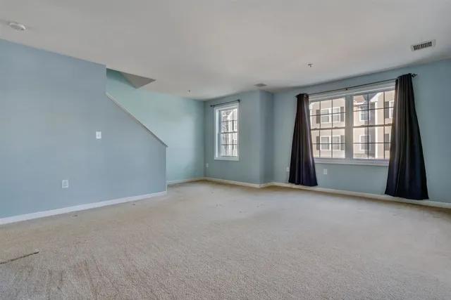 $405,000 | 23 Townsend Drive, Dover, NH 03820