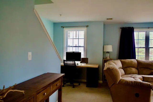 $405,000 | 23 Townsend Drive, Dover, NH 03820