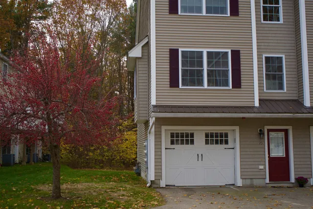 $405,000 | 23 Townsend Drive, Dover, NH 03820