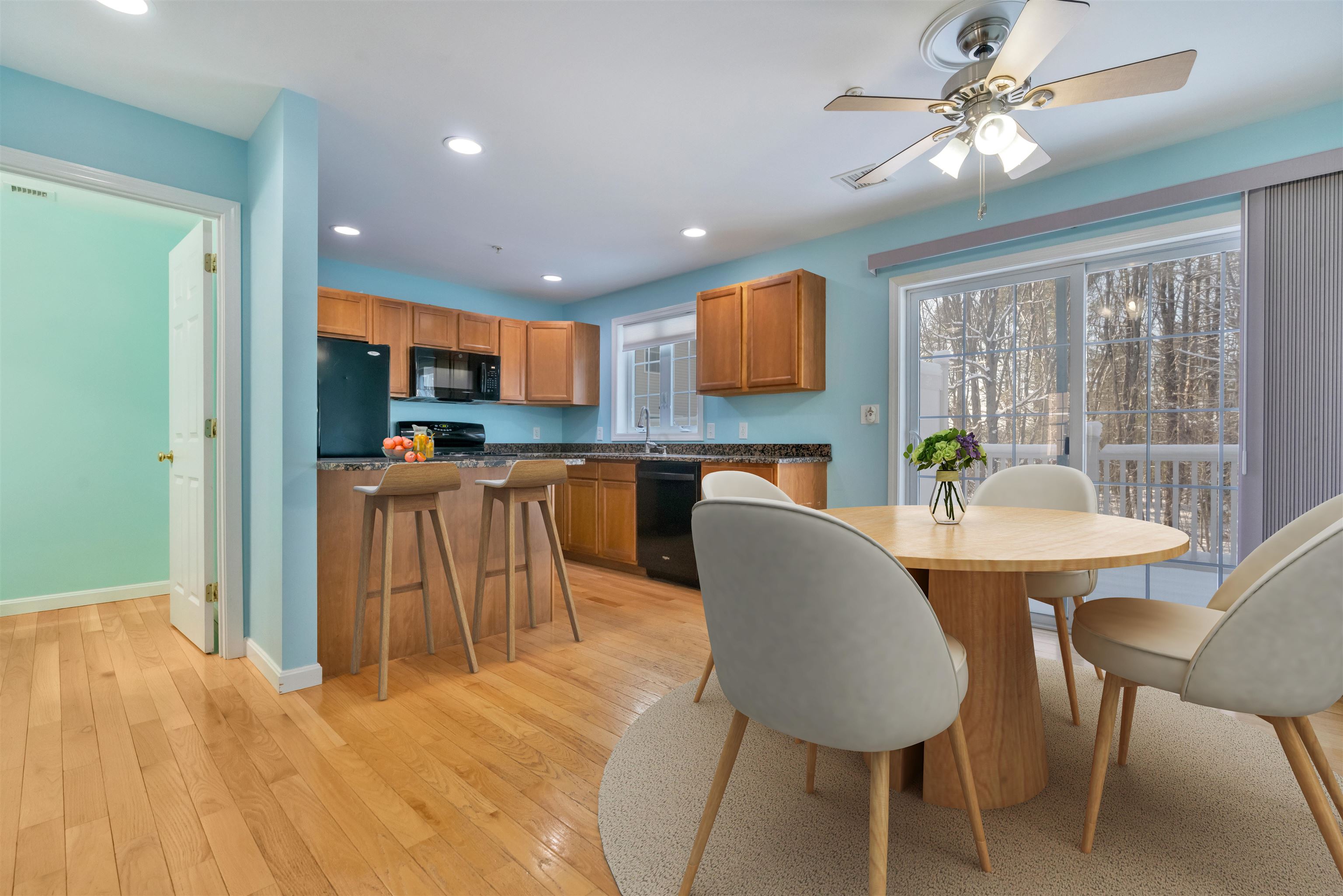 23 Townsend Drive Dover, NH 03820 - Photo 4 of 33