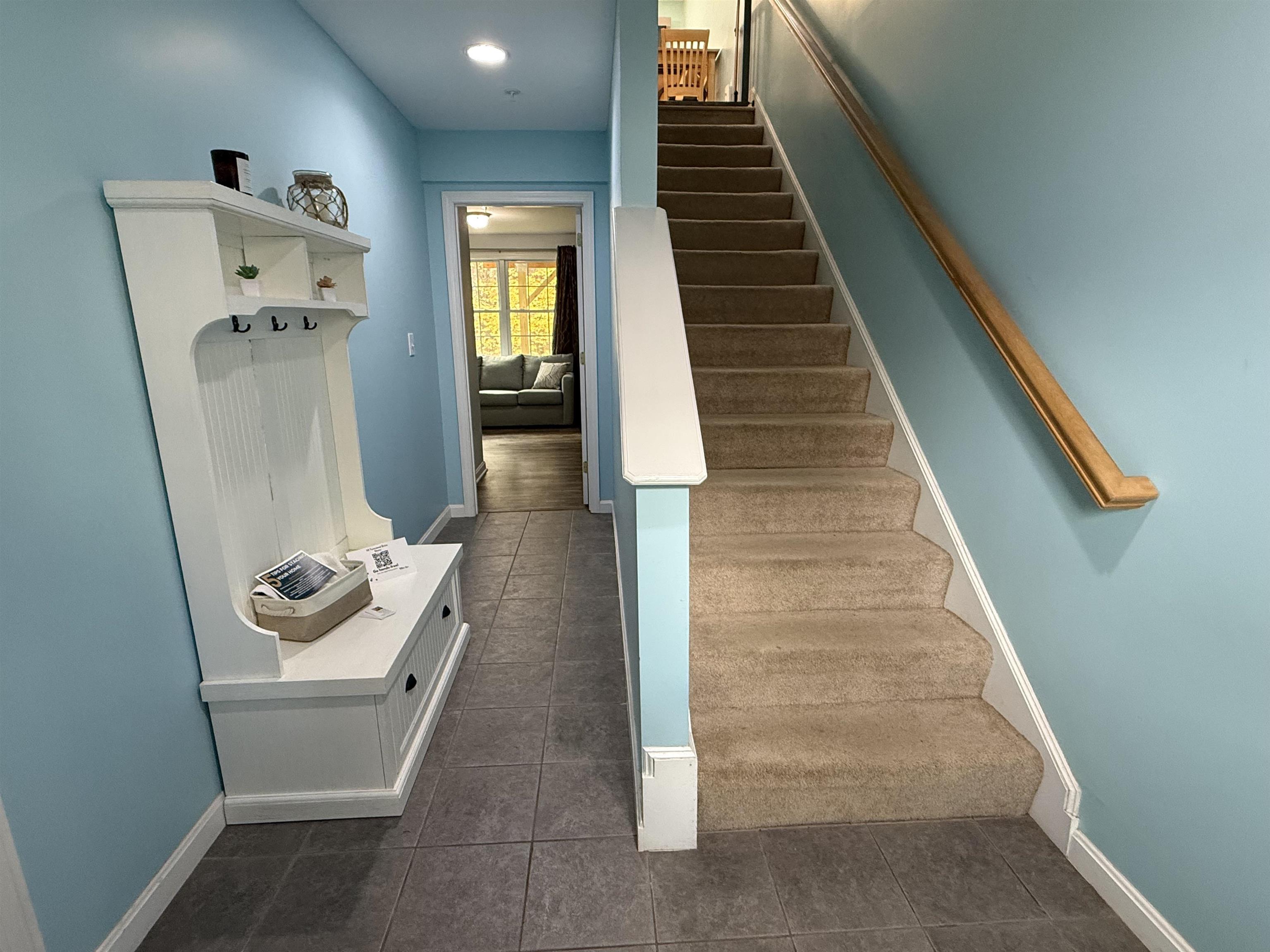 23 Townsend Drive Dover, NH 03820 - Photo 7 of 35