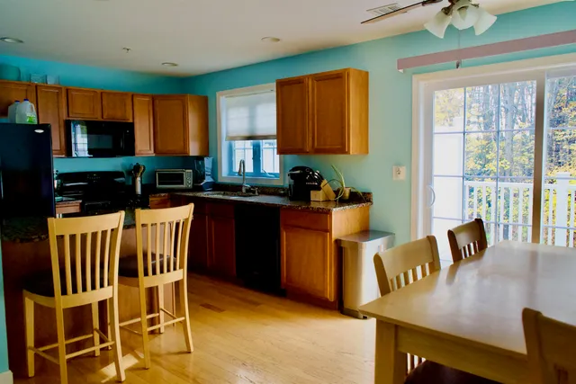 $405,000 | 23 Townsend Drive, Dover, NH 03820