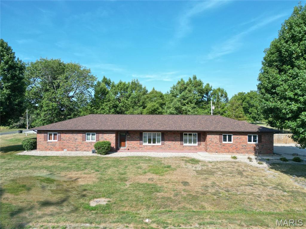 501 Pine Street Hillsboro, IL 62049 - Photo 29 of 36