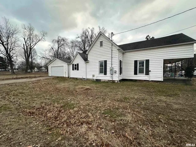 $59,000 | 700 South 23rd Street, Herrin, IL 62948