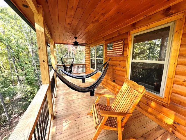 $364,900 | 29 Oak Hl Drive, Murphy, NC 28906