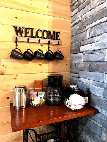 $364,900 | 29 Oak Hl Drive, Murphy, NC 28906