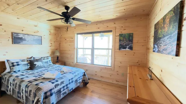 $364,900 | 29 Oak Hl Drive, Murphy, NC 28906