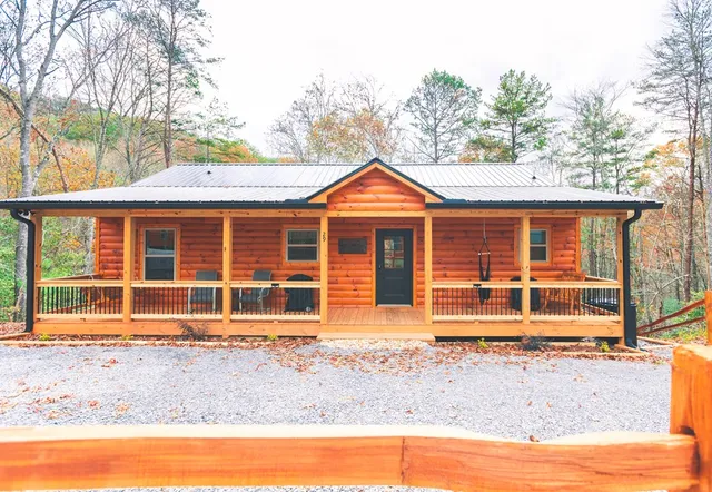 $364,900 | 29 Oak Hl Drive, Murphy, NC 28906