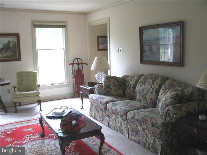 2550 Valley Road Jamison, PA 18929 - Photo 7 of 21 Living Room