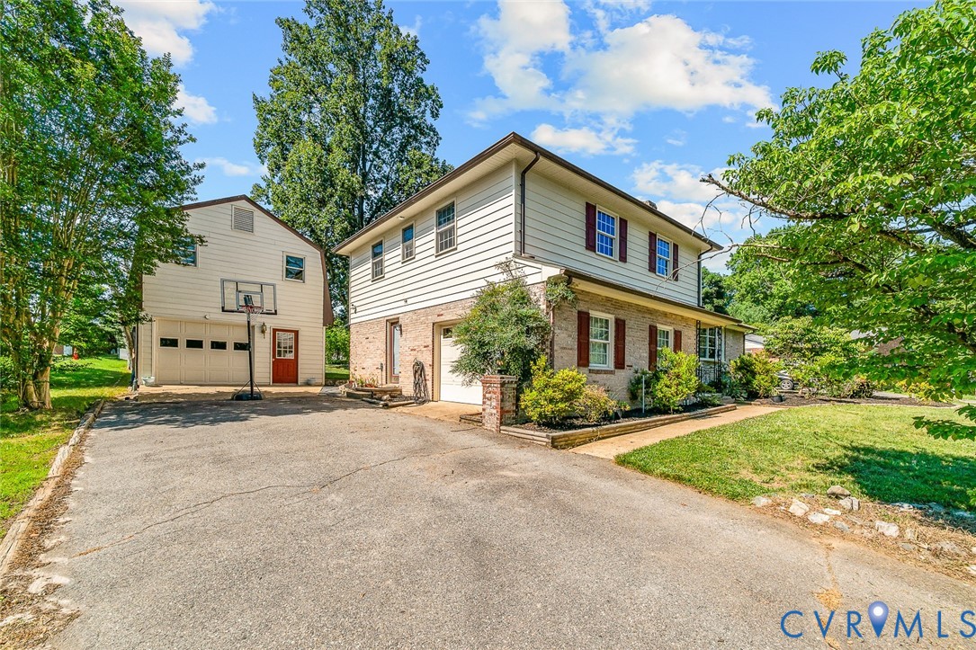 4407 Shoremeade Road North Chesterfield, VA 23234 - Photo 2 of 45