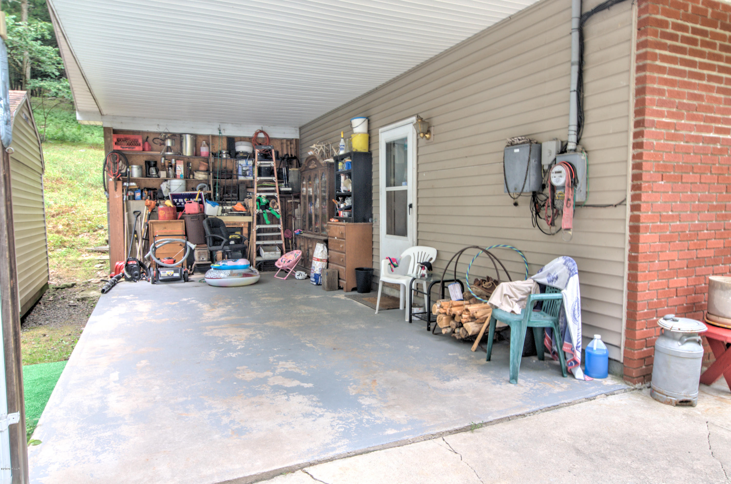 1063 Towpath Road Hawley, PA 18428 - Photo 28 of 45 30-Carport
