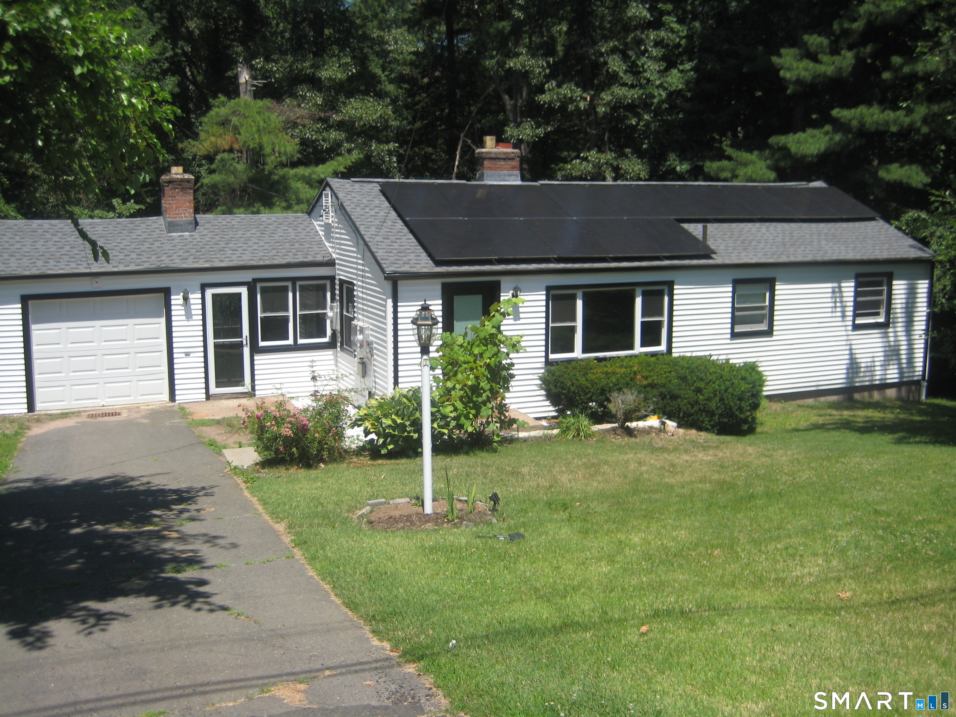29 Barry Lane Simsbury, CT 06070 - Photo 1 of 20