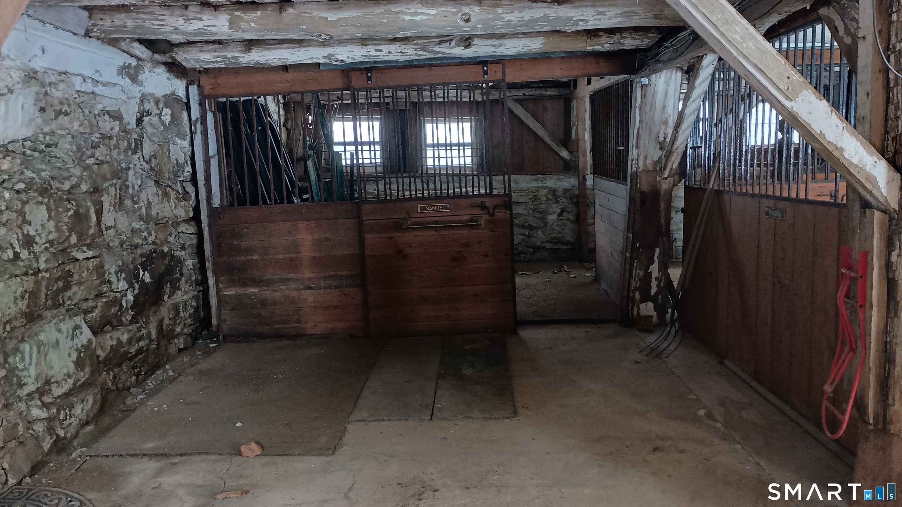 2581 Litchfield Road Watertown, CT 06795 - Photo 16 of 26 a view of entryway