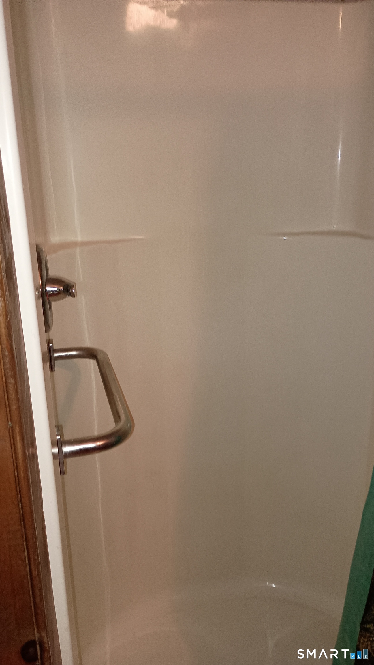 2581 Litchfield Road Watertown, CT 06795 - Photo 2 of 26