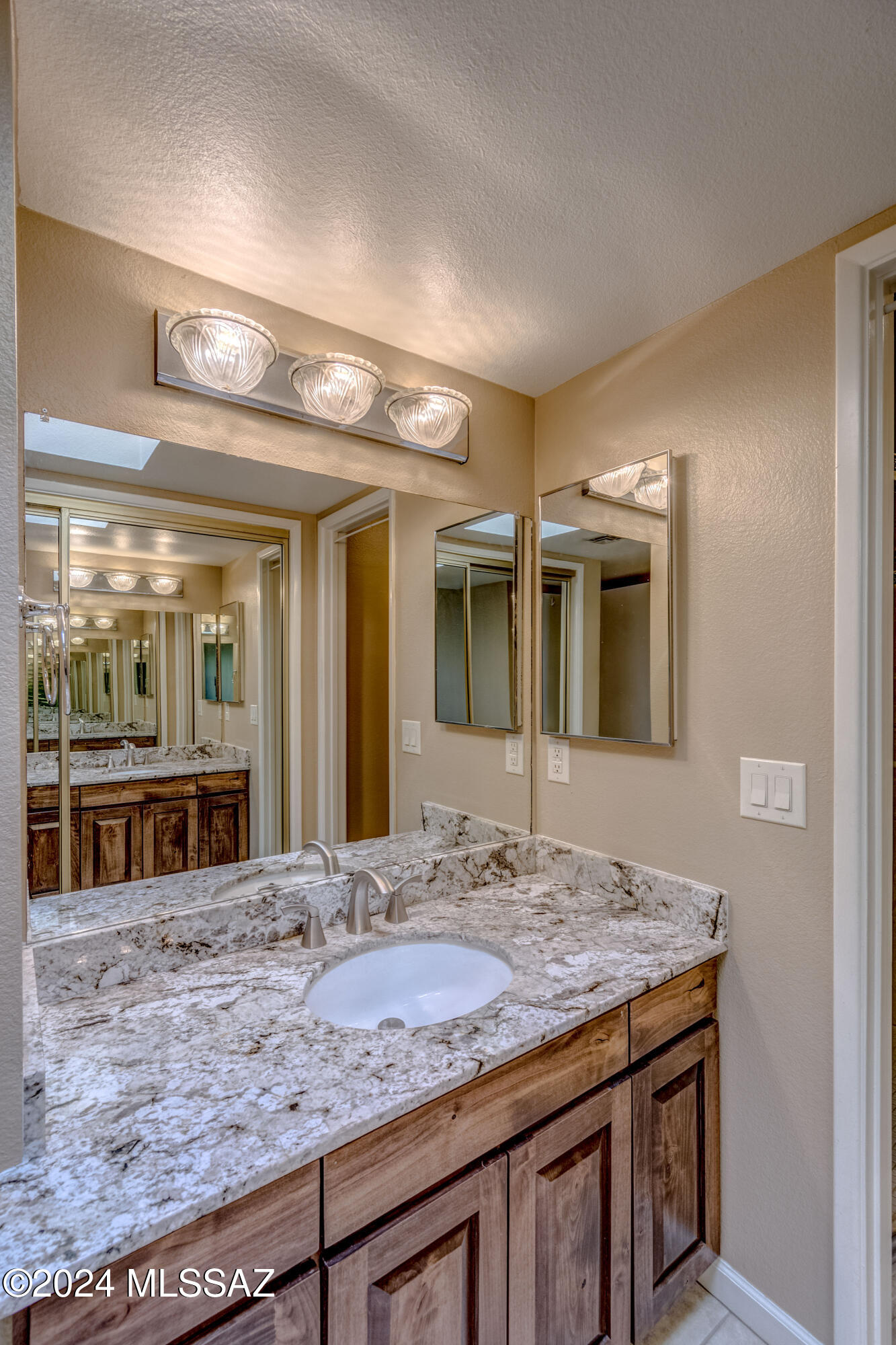 7827 East 4th Street Tucson, AZ 85710 - Photo 32 of 43