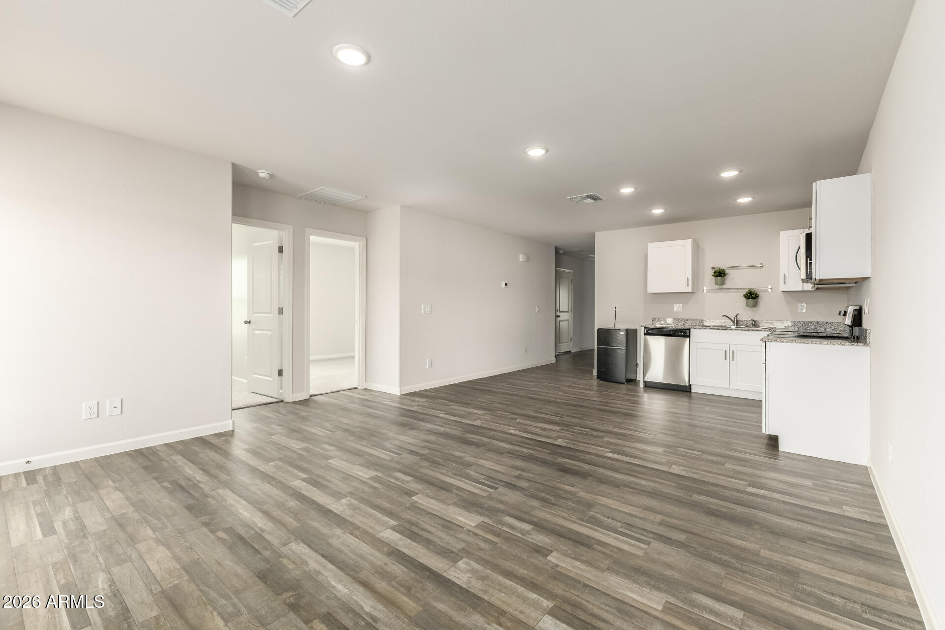 32017 North Poplar Street Wittmann, AZ 85361 - Photo 8 of 28 08-Poplar