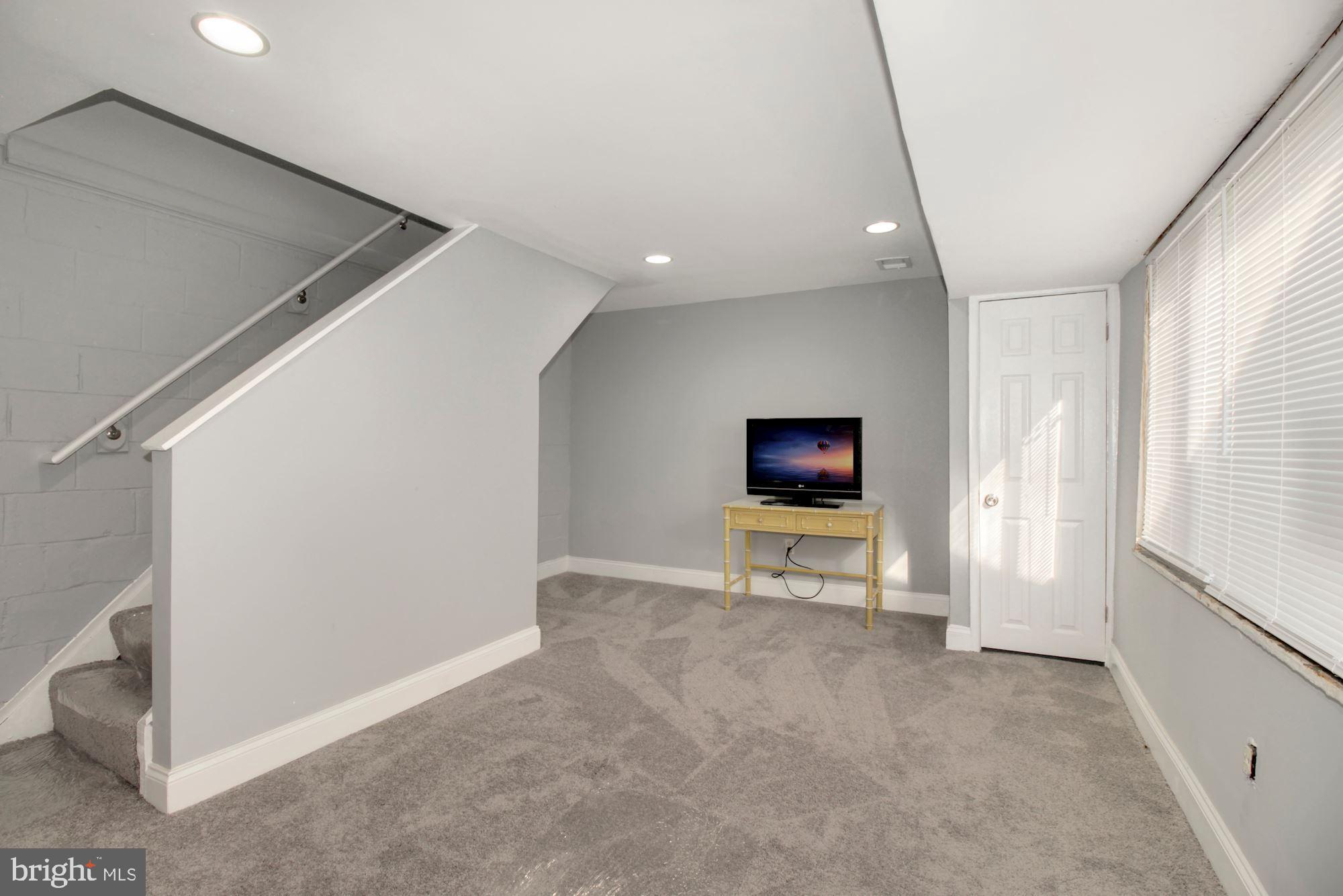 4309 Fairfax Road Baltimore, MD 21216 - Photo 22 of 33 Finished basement