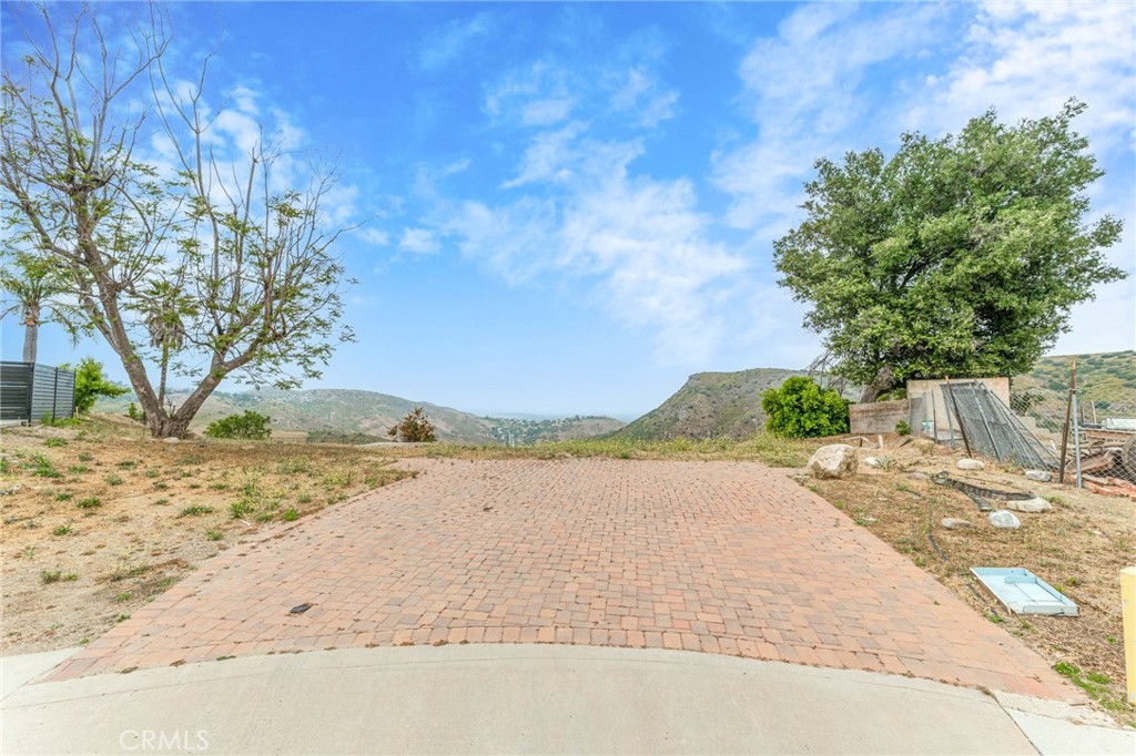 103 Flintlock Lane Bell Canyon, CA 91307 - Photo 3 of 18 a view of beach and an ocean