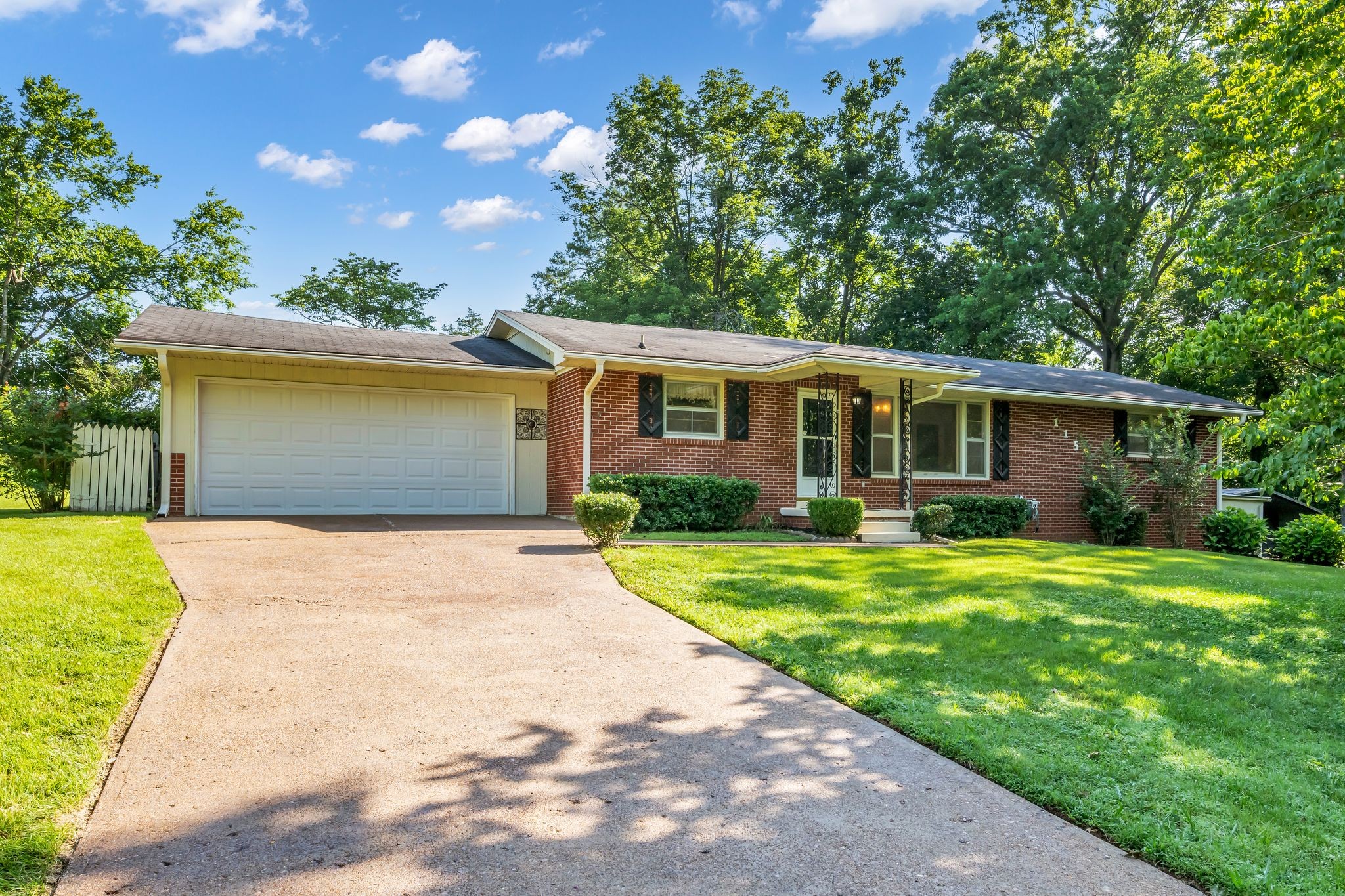 115 Atkinson Heights Centerville, TN 37033 - Photo 2 of 30