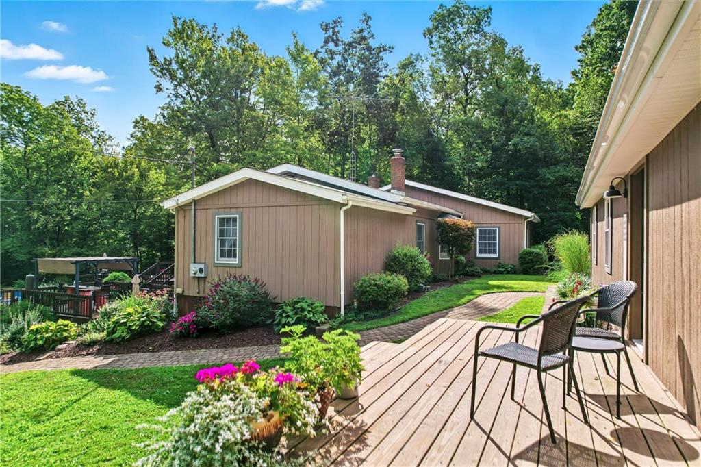 78 Folk Road Fredonia, PA 16124 - Photo 4 of 50