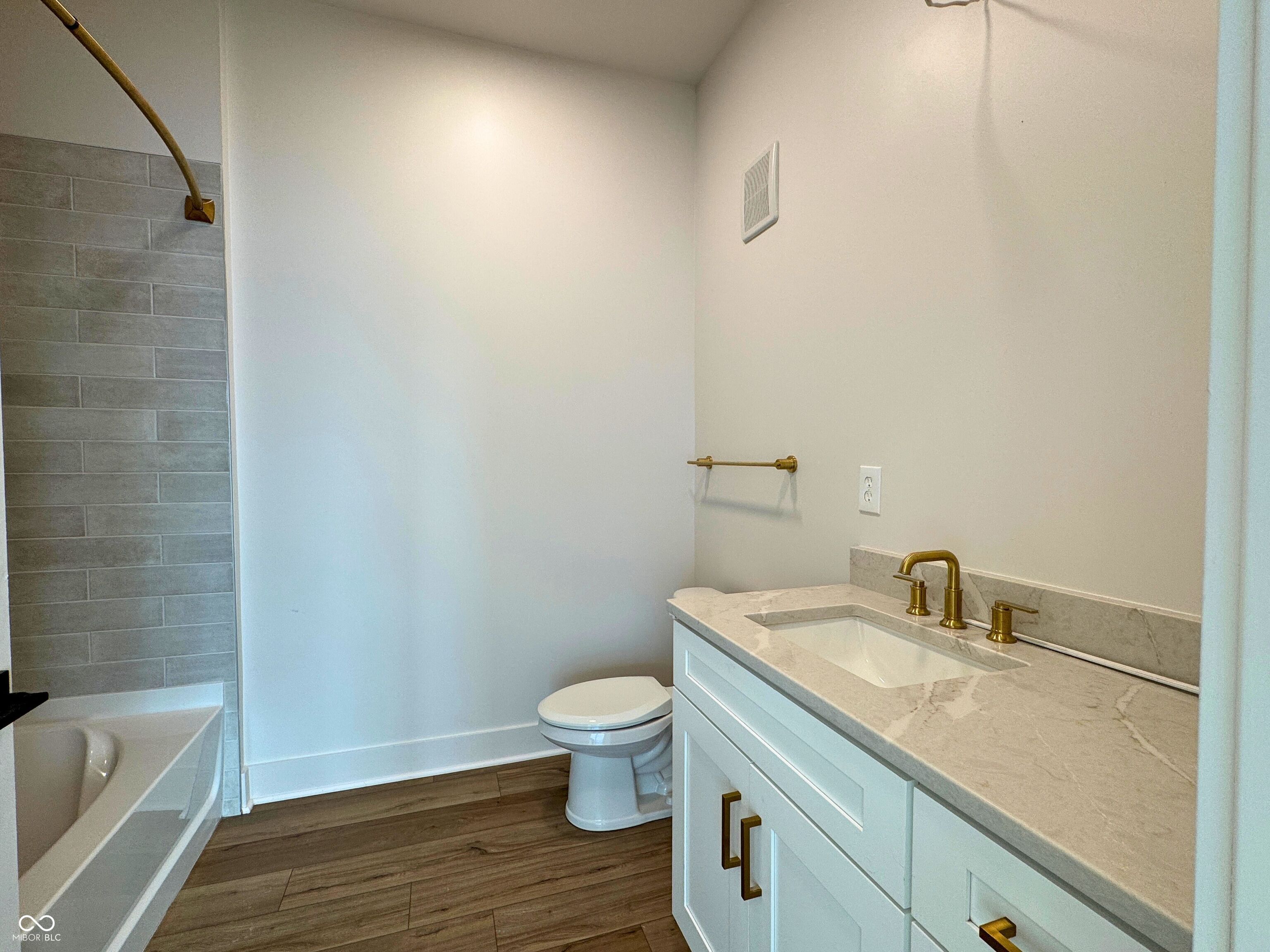 925 Veterans Way, Unit 101 Carmel, IN 46032 - Photo 19 of 28