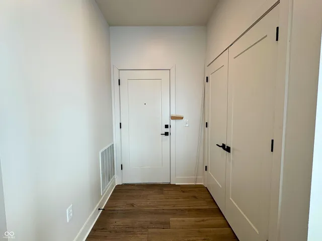 $550,000 | 925 Veterans Way, Unit 101, Carmel, IN 46032