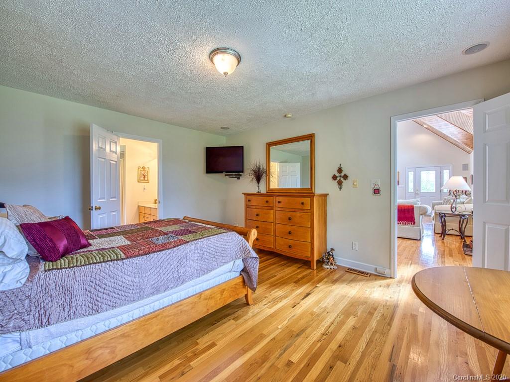 690 Lost Cove Road Clyde, NC 28721 - Photo 22 of 32