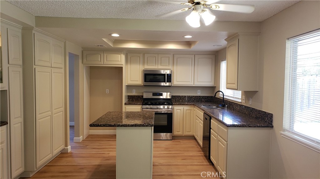 8739 Belladona Road Riverside, CA 92508 - Photo 7 of 35 Gallery Image 7