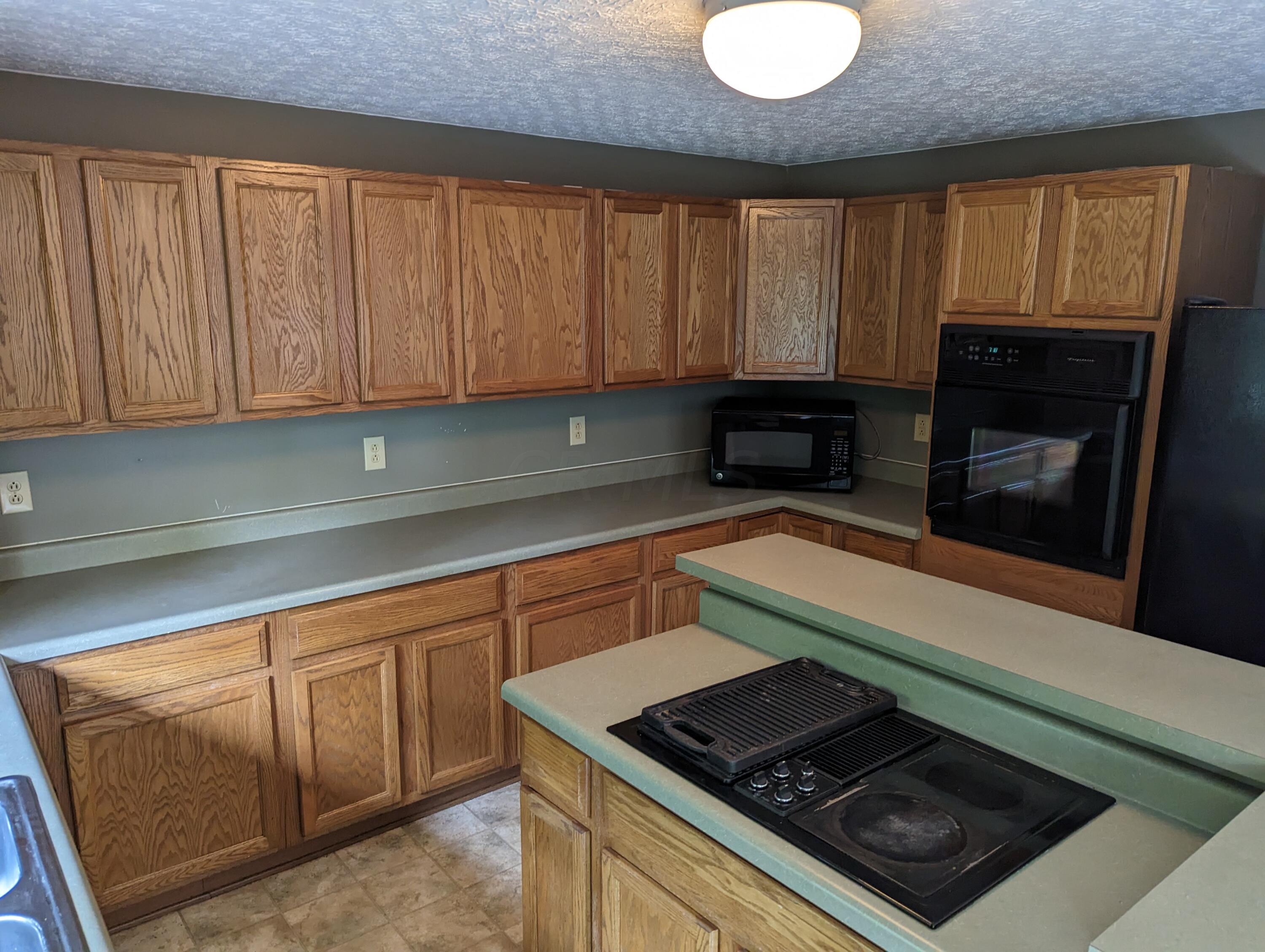 6655 Royalton Road Southwest Lancaster, OH 43130 - Photo 15 of 21 PXL_20230518_215708473