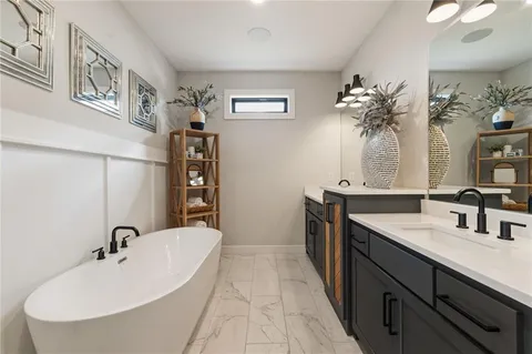 $697,000 | 4713 Northeast Freehold Drive, Lee's Summit, MO 64064