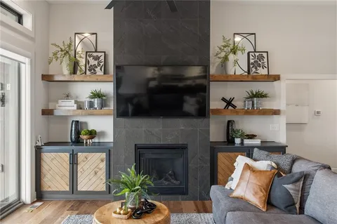 $697,000 | 4713 Northeast Freehold Drive, Lee's Summit, MO 64064