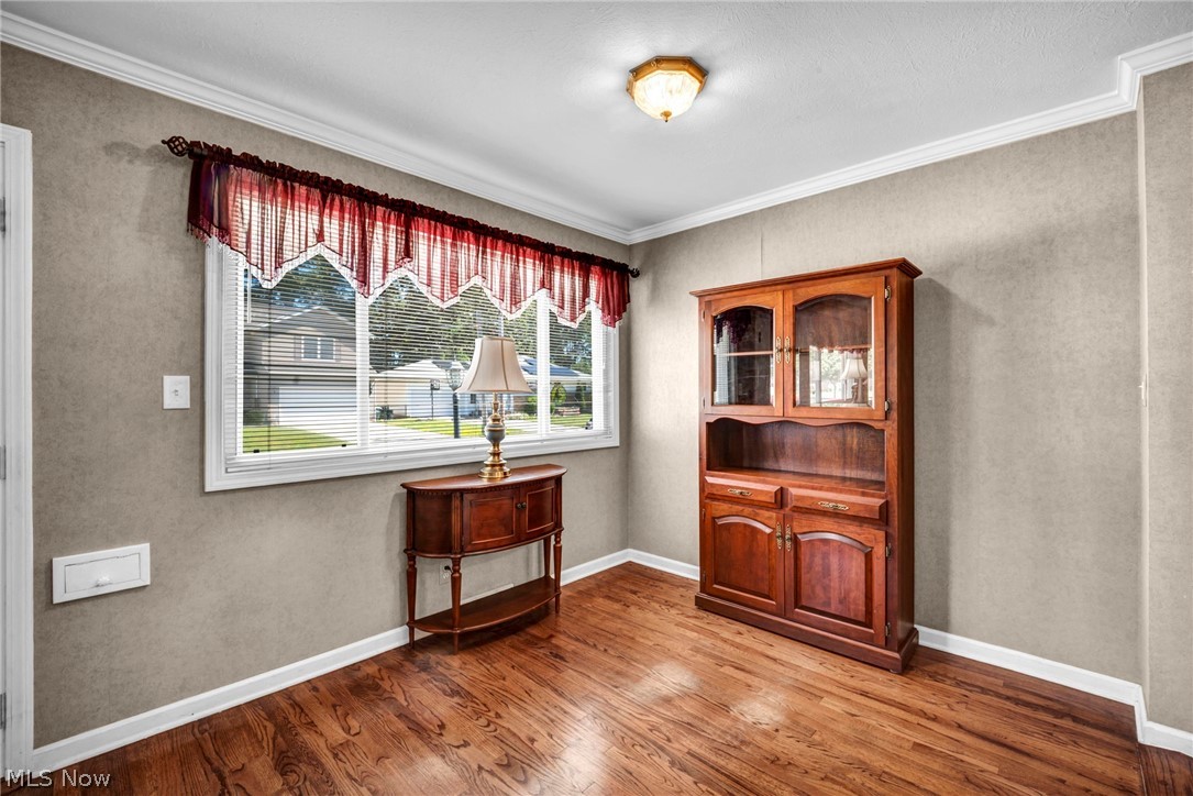 30892 Harrison Road Wickliffe, OH 44092 - Photo 10 of 46