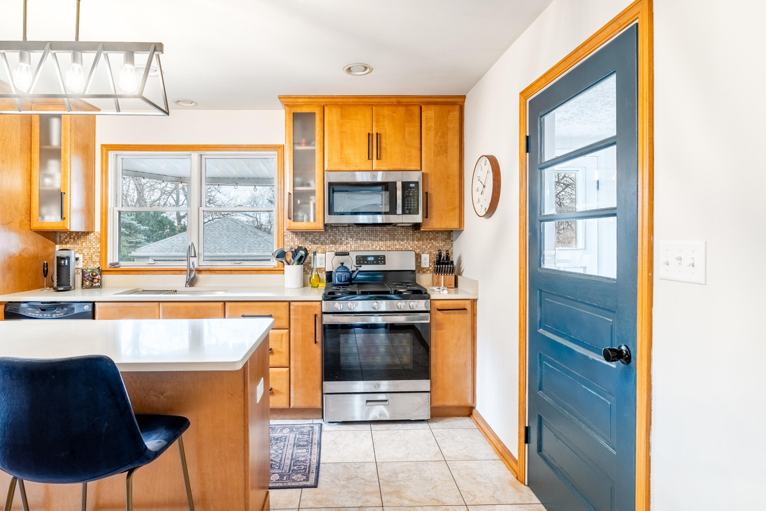 2508 Ridge Road Highland, IN 46322 - Photo 14 of 46 2500x1667