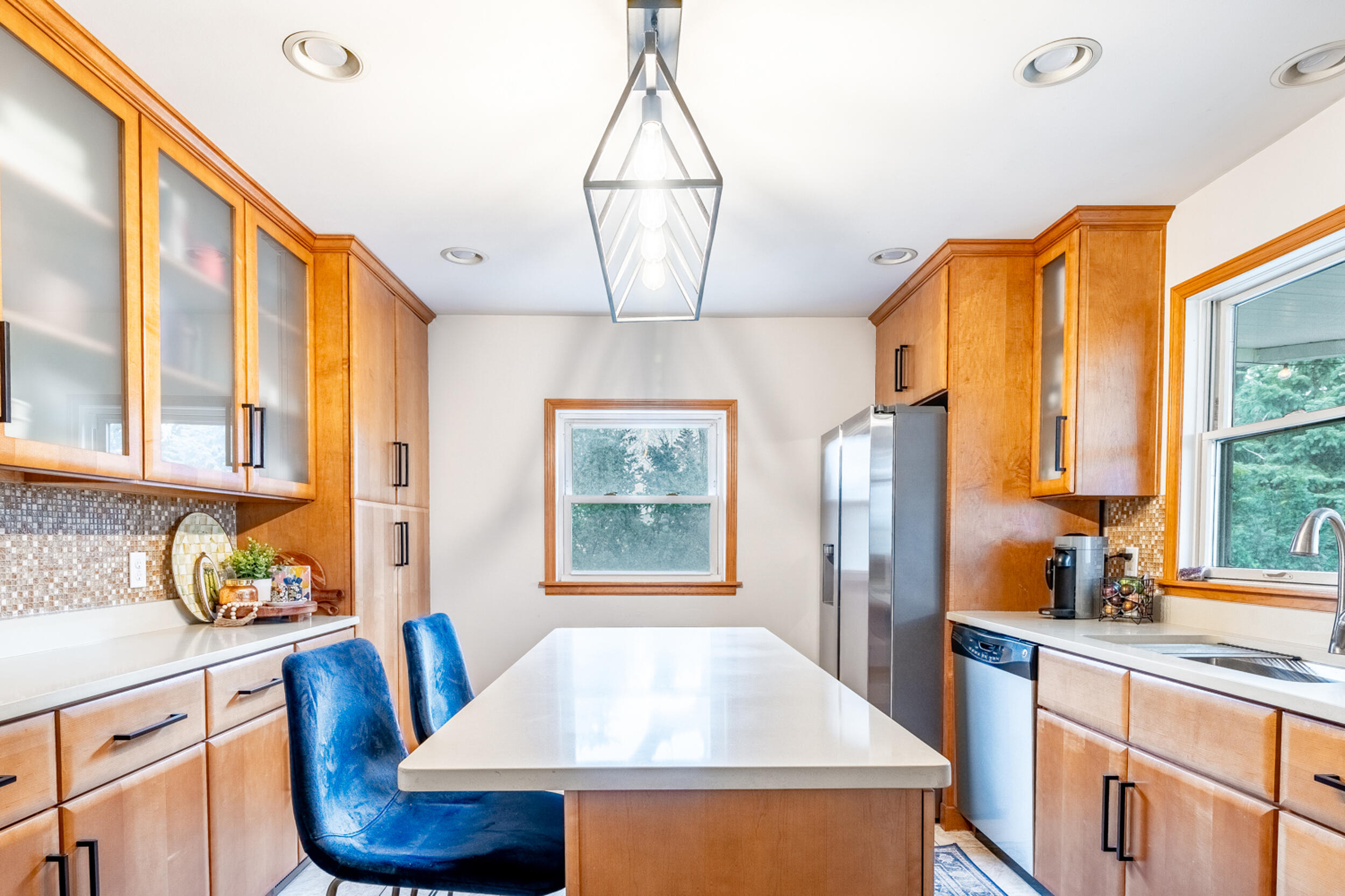 2508 Ridge Road Highland, IN 46322 - Photo 15 of 46 2500x1667